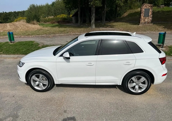 Audi Q5 cena 109000 przebieg: 157000, rok produkcji 2018 z Suchedniów małe 352